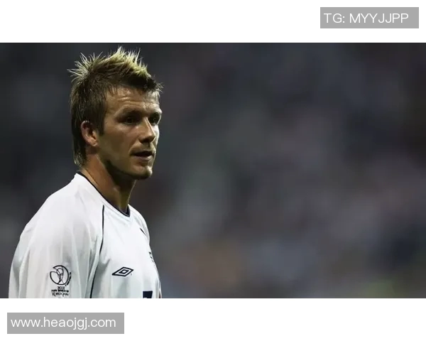 绿色足球明星穿9号球衣展现激情与梦想的完美结合